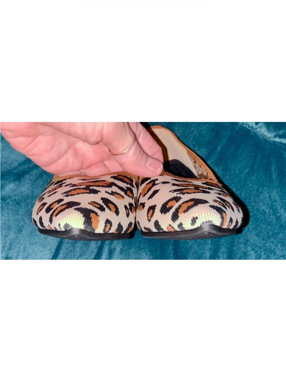 Leopard Print Pointed Toe Women’s Flats - Brown/Black